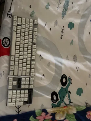 كيبورد نضيف السعر فل هاص