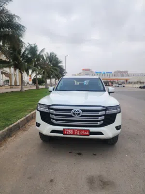 SUV Toyota in Dhofar