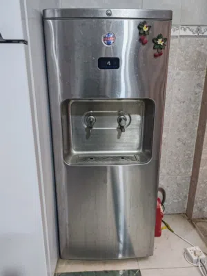 براد مستعمل نظيف 100%