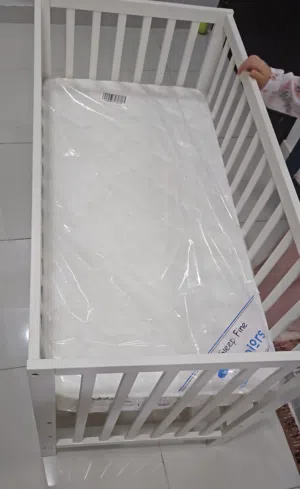 سرير اطفال
