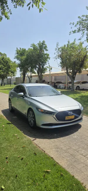 Used Mazda 3 in Muscat
