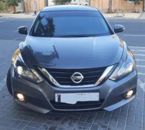 Used Nissan Altima in Sharjah