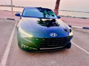 Rent Hyundai Elantra 2021 in Dubai تأجير هيونداي إلنترا 2021 في دبي