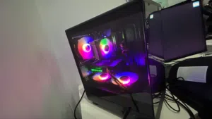 بي سي للبيع مع شاشة وكبورت وموس مقابل سوني 5 نسخه سي دي يكون عليه العاب مثل لعبه فورزا هورايزن 5