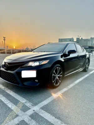Toyota Camry 2018 SE   American specs  Black  V4 2.5L  Toyota Camry 2018 SE