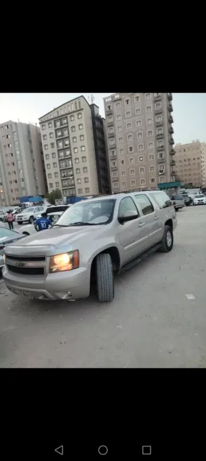 2008 Chevrolet Suburban LT Diesel Bus with 9+ Seats and 360° Camera