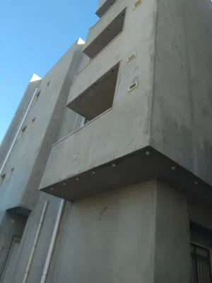 شقه أرضية كبيرة مشطبة