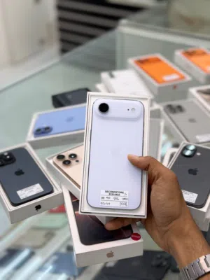 iPhone 17 Air 256 GB All smooth and best working condition phone