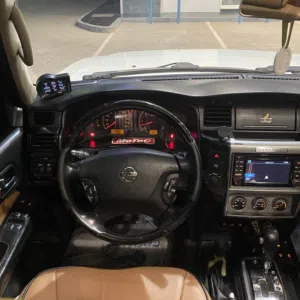 Used Nissan Patrol in Al Dakhiliya