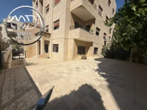 220 m2 3 Bedrooms Apartments for Rent in Amman Daheit Al Rasheed