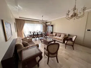 شقه للبيع في طريق المطار بالقرب من المدارس العالميه-14081