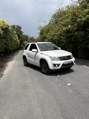 SUZUKI Vitara  الموديل : 2016 (قير عادي )