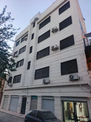 75 m2 2 Bedrooms Apartments for Rent in Amman Jabal Amman