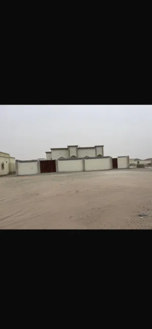 220 m2 3 Bedrooms Townhouse for Rent in Al Sharqiya Other