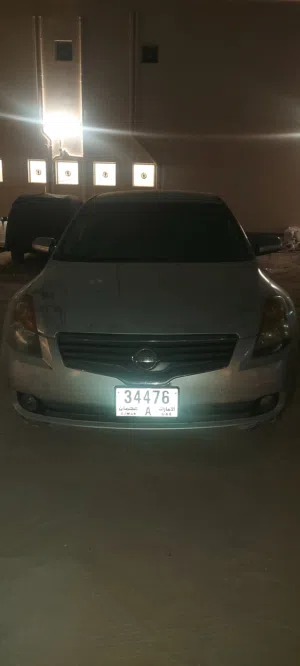 نيسان التيما 2009