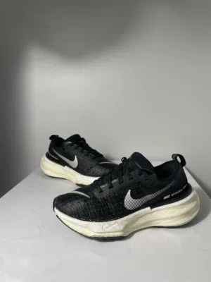 Nike Invincible Run 3 Black - Size 38 - FREE DELIVERY - 9 KWD