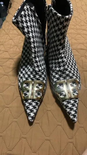 بوت كاحل بالنسياغا أصلي (Balenciaga BB Houndstooth Boots