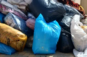 نشتري ملابس مستعمل