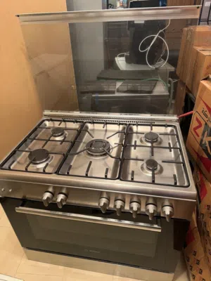 فرن غاز نوع بوش في حالة ممتازة للبيع