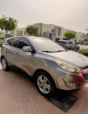 **For Sale: Hyundai Tucson 2013 – Excellent Condition**