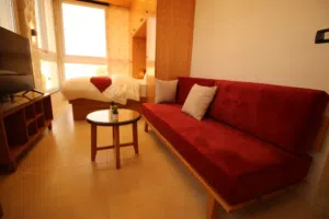 روف راقي في الشميساني خلف فندق الماريوت مطل على ابراج العبدلي من المالك مباشرة