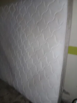 فرشه سوست 220×180نظيفه مريحه