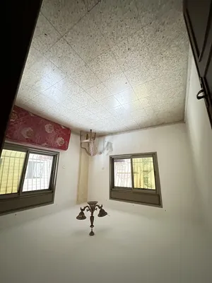 5+ floors . 120 m2 . Landlord1