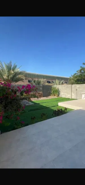 304 m2 5 Bedrooms Villa for Sale in Al Batinah Barka