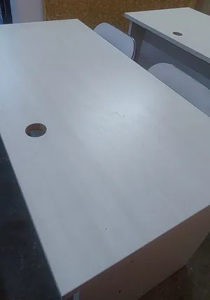 ‏أثاث مكتبي ‏.‏ مستعمل‏0