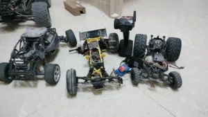 مجموعة سيارات ريموت كنترول RC للبيع