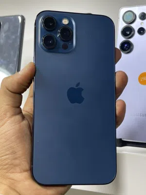 ايفون 12برو ماكس 256G  رسمي  ولا مغير قطعه نضيييييييف مضمون فقط 310$ او يمني 165000