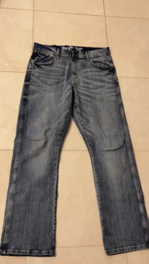 For sell wrangler retro relaxed bootcut jeans
