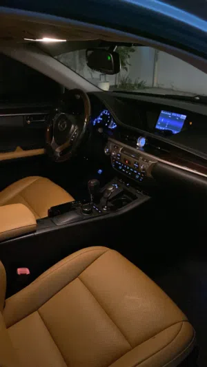 Used Lexus ES in Fujairah