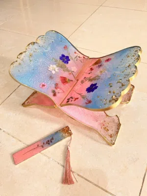 Handmade resin Quran holder