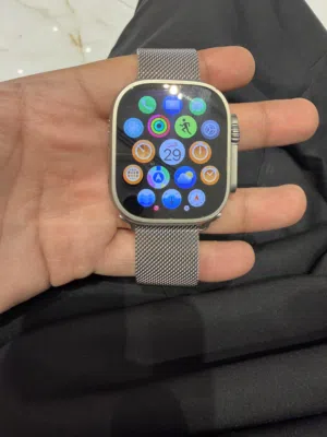 Apple Watch Ultra 2 تيتانيوم نظيفه