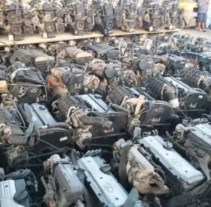 قطع غيار كامري موديل 2018 موجود متوفر مقدمه كامله بالماكينه واللداد والدعميه والرادار والبطيره والجي