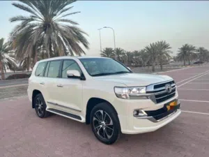 Used Toyota Land Cruiser in Muscat