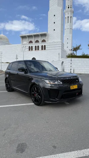 Used Land Rover Range Rover Sport in Muscat