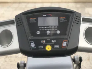 مكينة سير رياضية