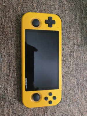 Retroid Pocket 3 (RP3) Android Handheld Console - جهاز ألعاب محمول يعمل بنظام أندرويد (RP3).