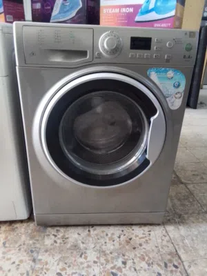 عرض جمعة البيضاء غسالة ارستون ايطاليه  1200دورة أعلى توفير للكهرباء 14برنامج 8كيلو بحالة وكالة ب155