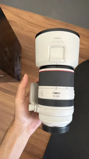 عدسة كانون canon 70-200 RF f2.8 شبه جديدده