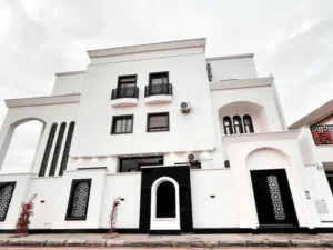 400 m2 4 Bedrooms Apartments for Rent in Tripoli Bin Ashour