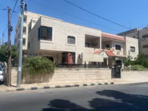 Building for Sale in Amman Jabal Al Hussain