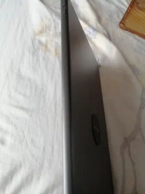 للبيع ايباد 9 جهاز وكالة بسعر حرق