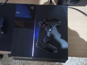 بلاستيشن 4 نظيف