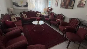 طقم كنب عنابي كلاسيكي