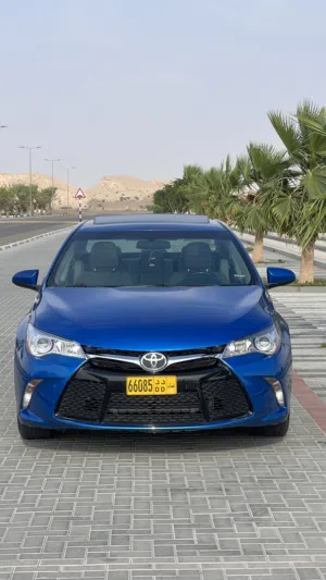 كامري فئة SE 2017 رقم واحد