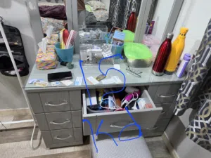 dreesing table with mirror attached bench