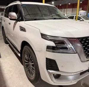 Nissan Patrol 2012 big engine